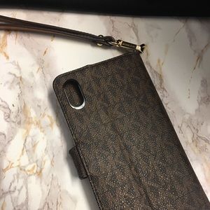 Authentic Michael Kors Mini Wallet with Cell Phone Case for Screen Sz 6”x3”